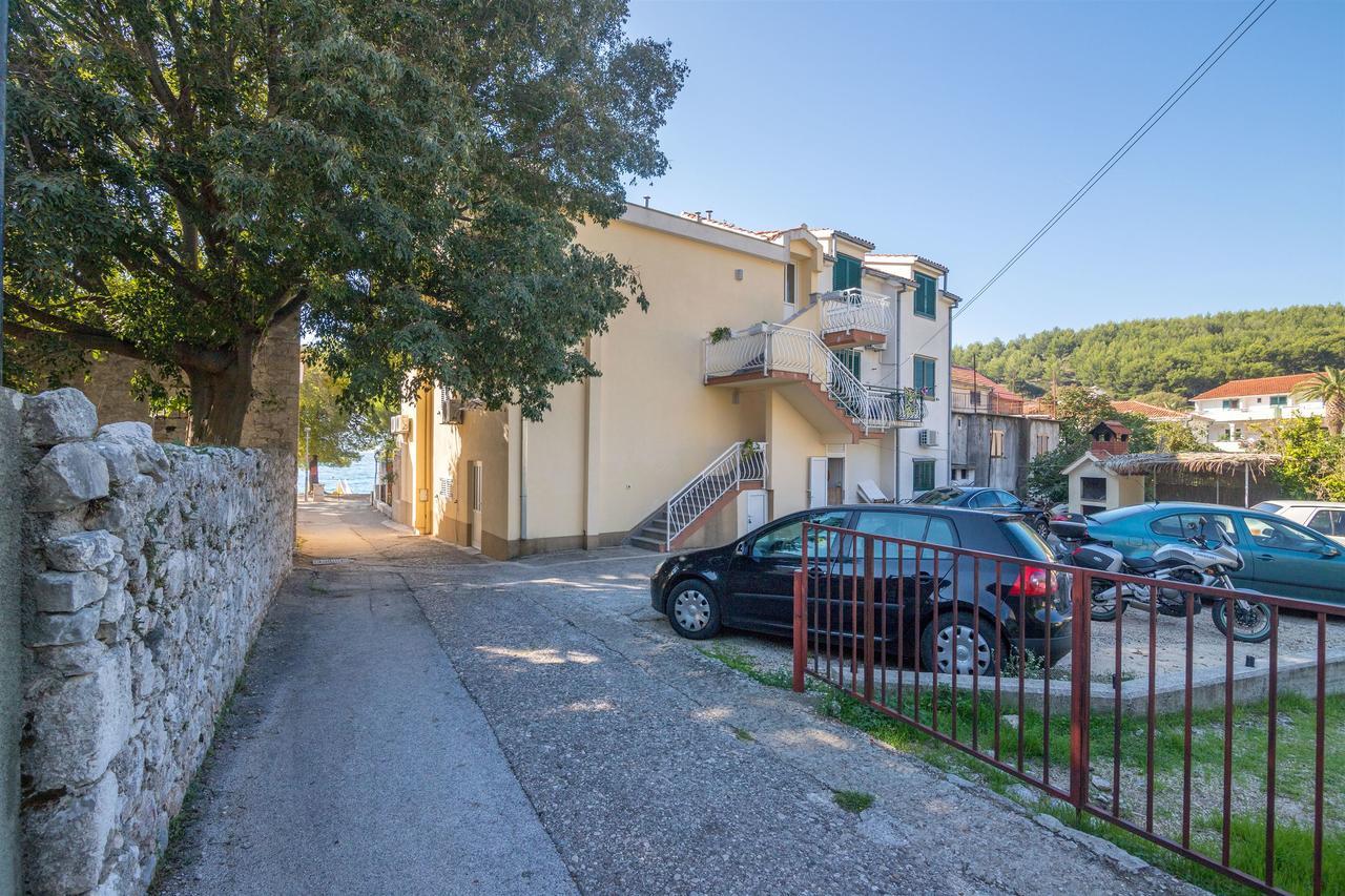 Apartments Antonija Drvenik  Exterior foto